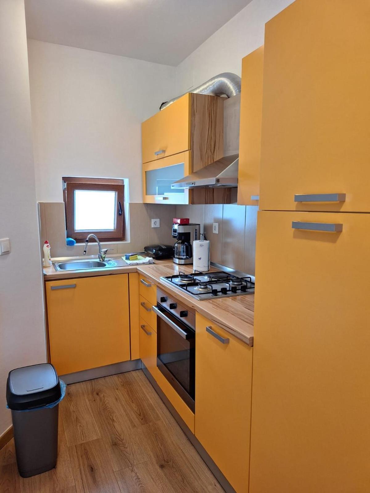 Апартаменти Apartman Paola Малинська Екстер'єр фото